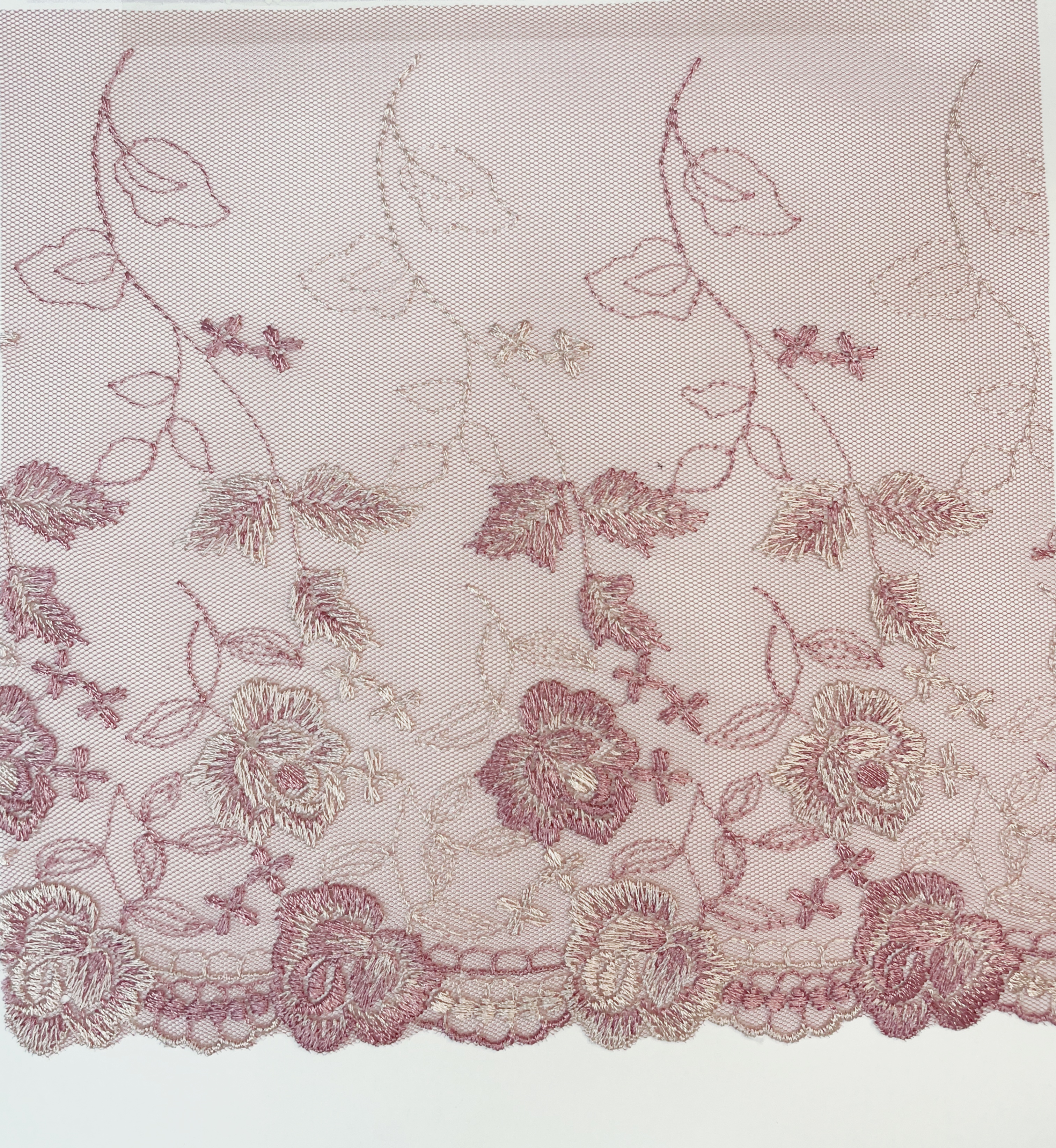 Вышивка кружева