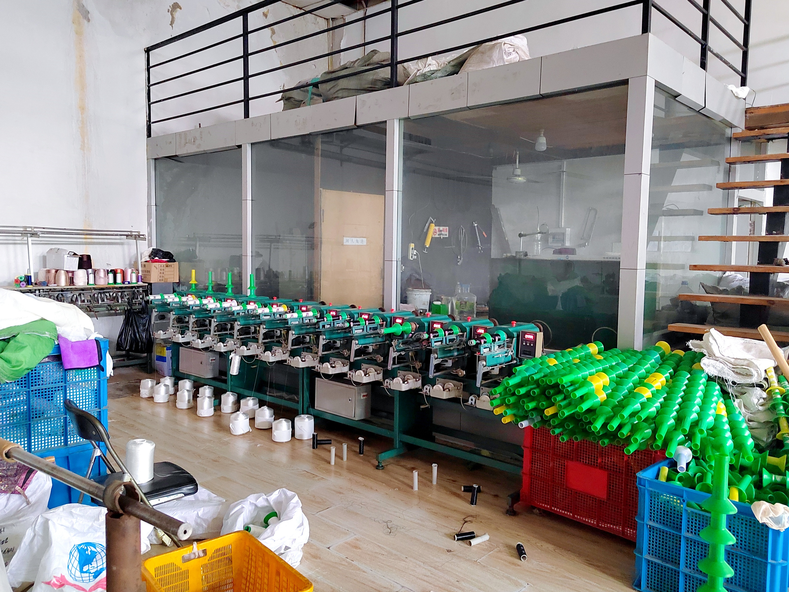 Изысканные узоры с вышившими кружевами для многих применений