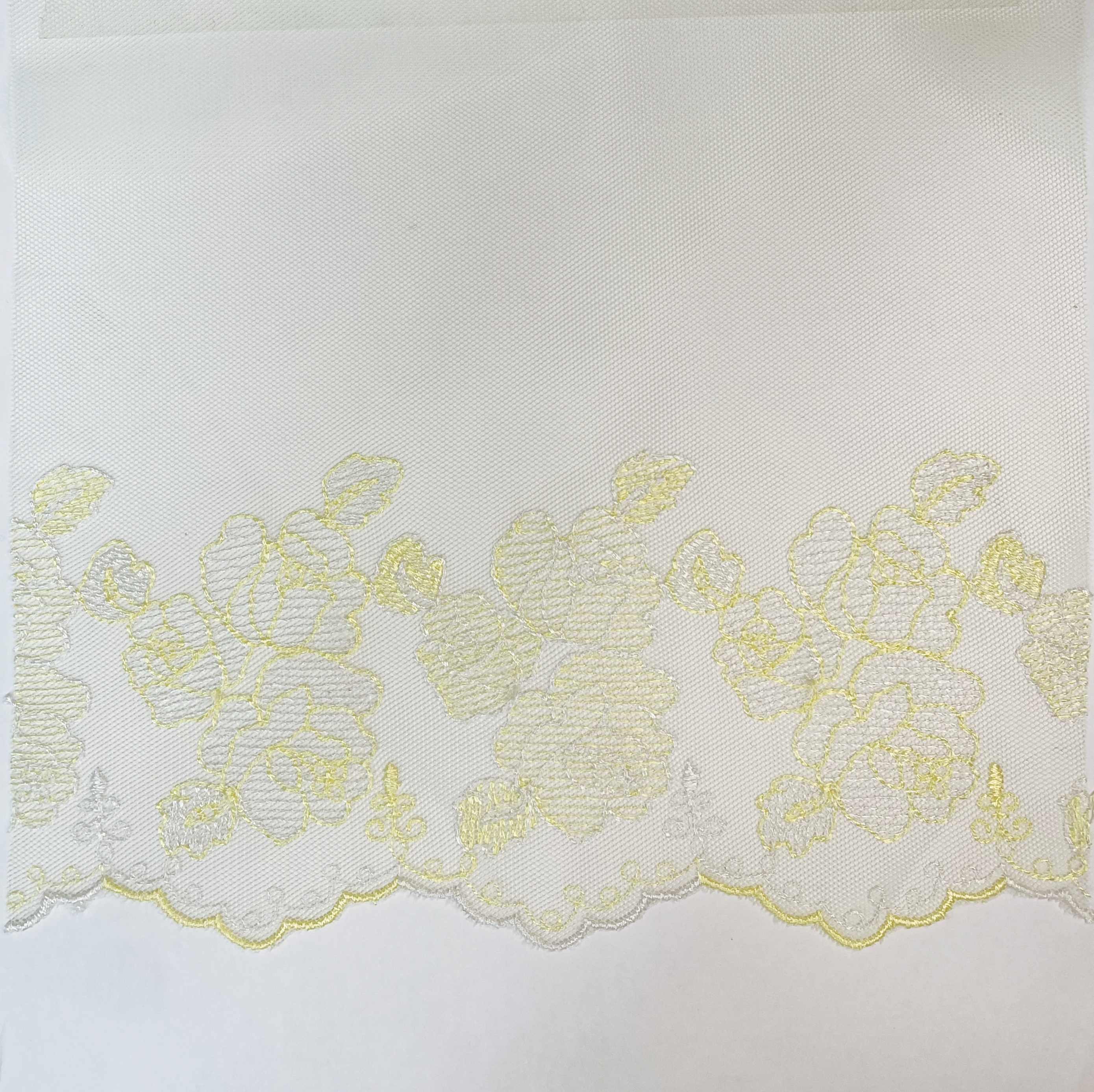 Машинная вышивка кружевных дизайнов